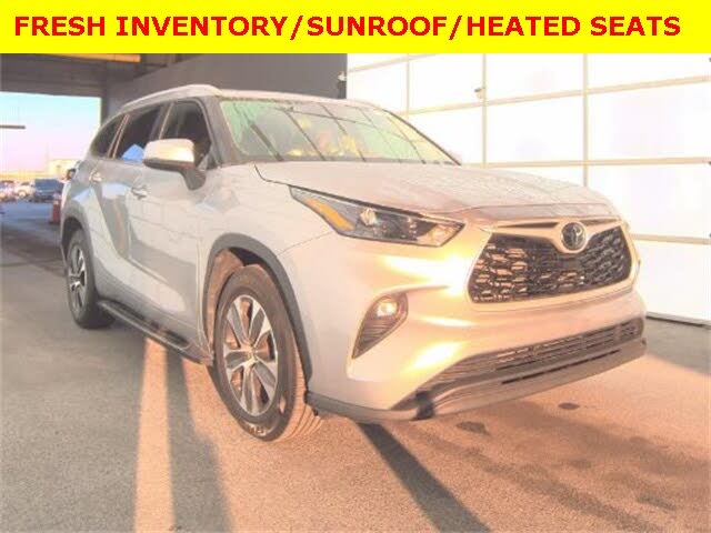 2022 Toyota Highlander XLE FWD