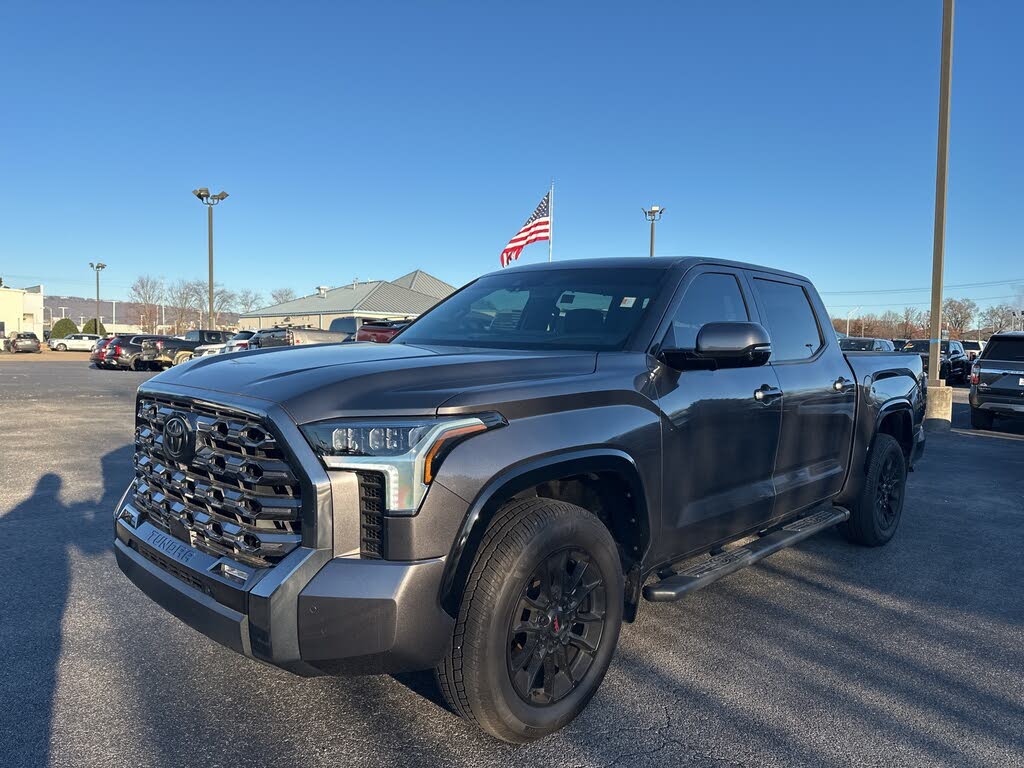 2023 Toyota Tundra Platinum CrewMax Cab 4WD
