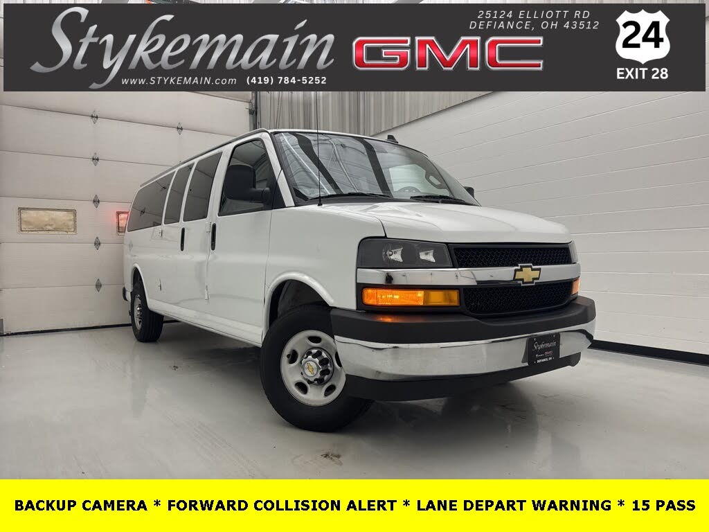 2024 Chevrolet Express 3500 LT Extended RWD