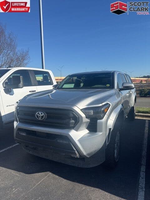 2024 Toyota Tacoma SR5 Double Cab 4WD