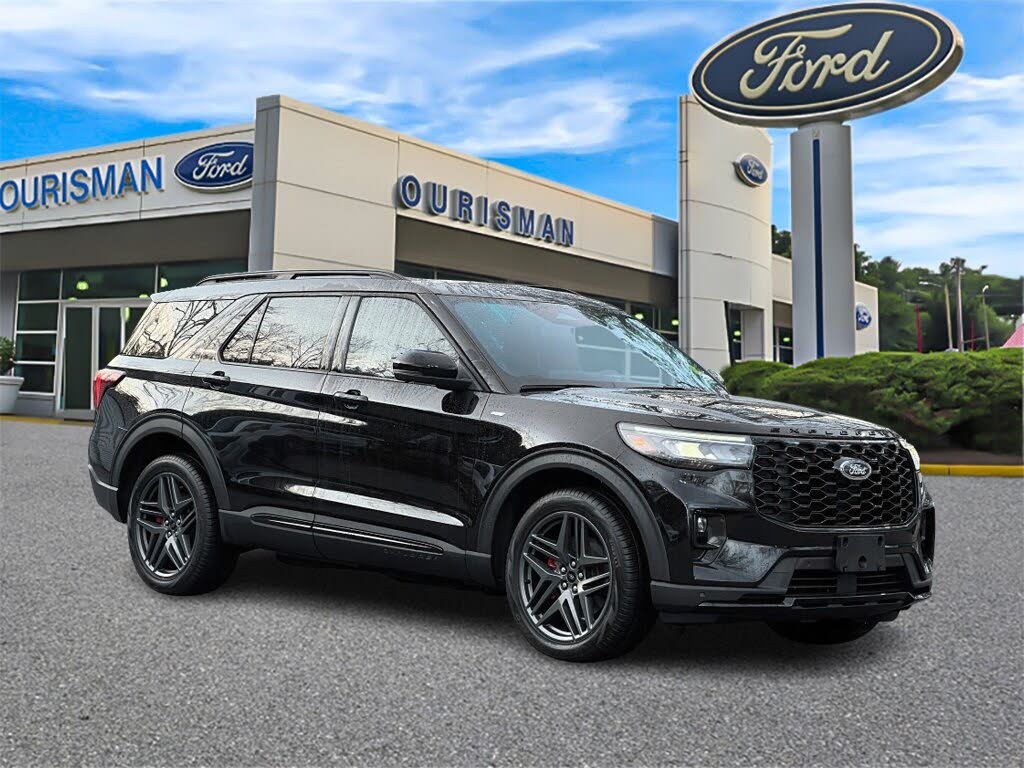 2025 Ford Explorer ST-Line AWD