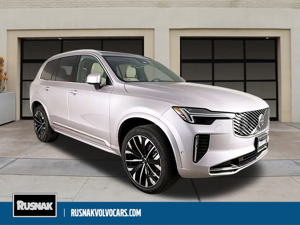 2026 Volvo XC90 B5 Plus 7-Passenger AWD