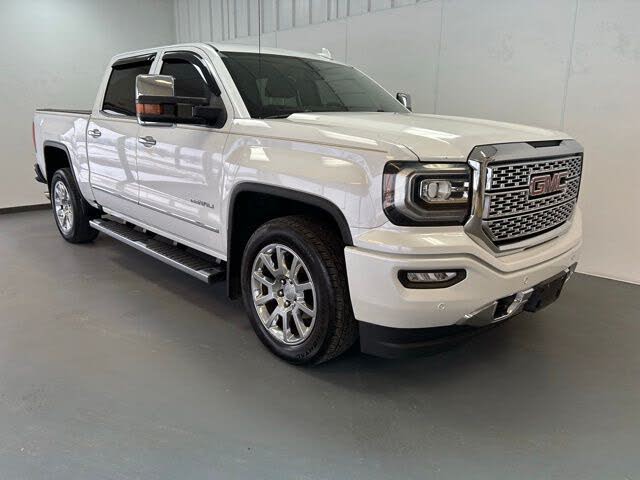 2016 GMC Sierra 1500 Denali Crew Cab 4WD