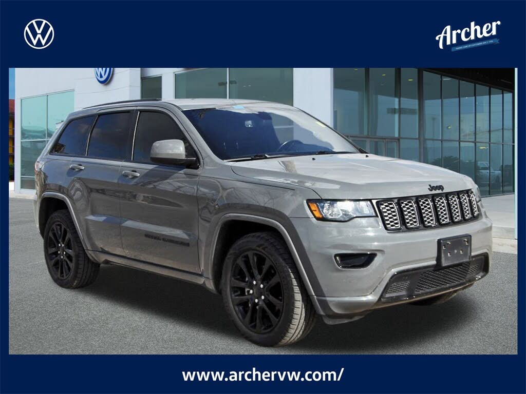 2020 Jeep Grand Cherokee Altitude RWD