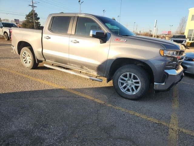 2022 Chevrolet Silverado 1500 LT Crew Cab 4WD