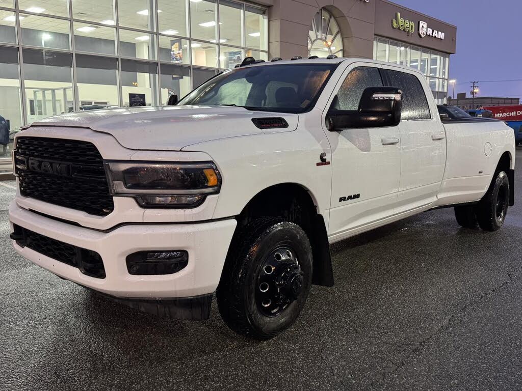 2023 RAM 3500 Big Horn Crew Cab LB DRW 4WD