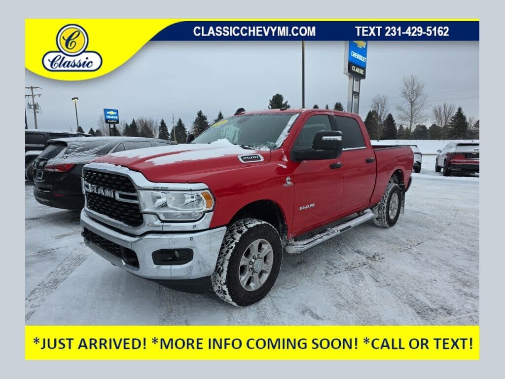 2024 RAM 2500 Big Horn Crew Cab 4WD