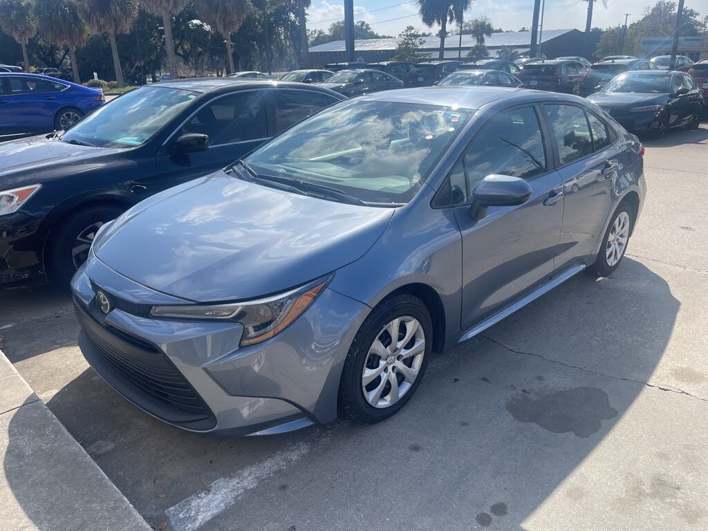 2024 Toyota Corolla LE FWD