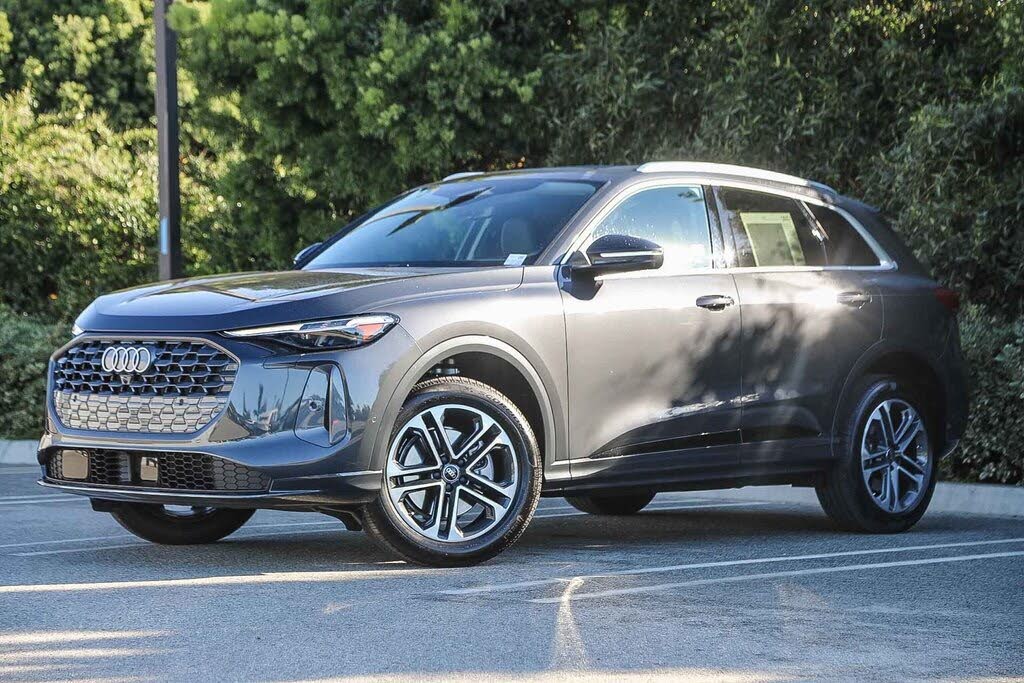 2025 Audi Q5 quattro Premium Plus 40 TFSI