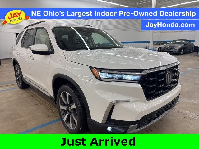 2023 Honda Pilot Touring AWD