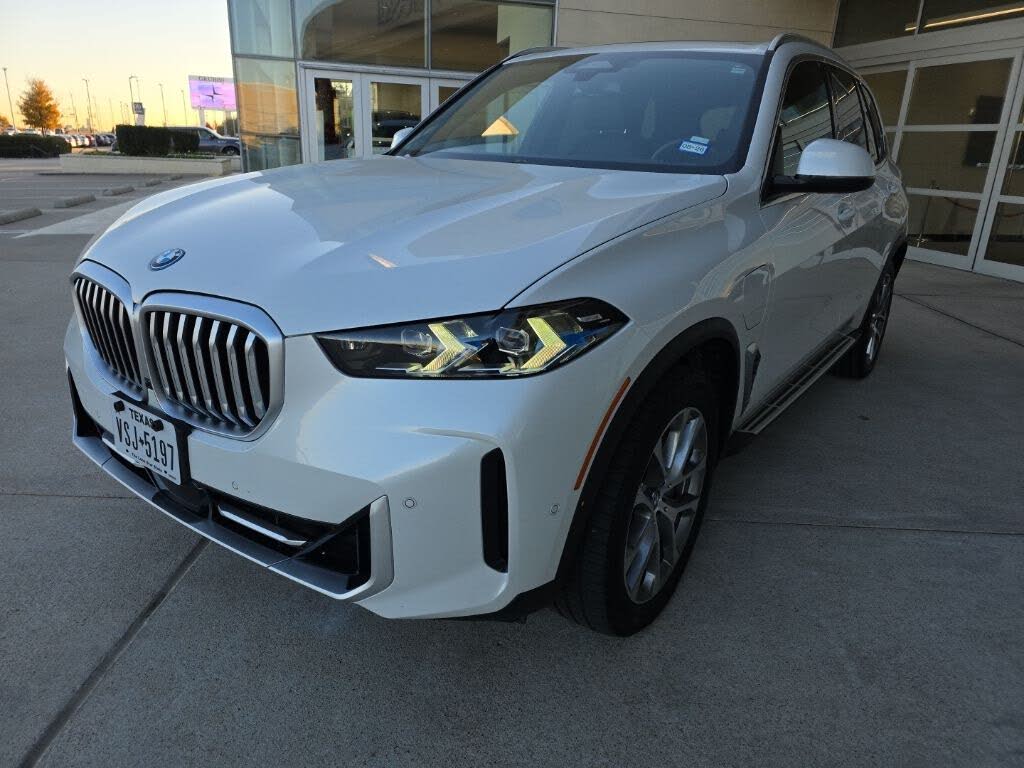 2025 BMW X5 xDrive50e AWD