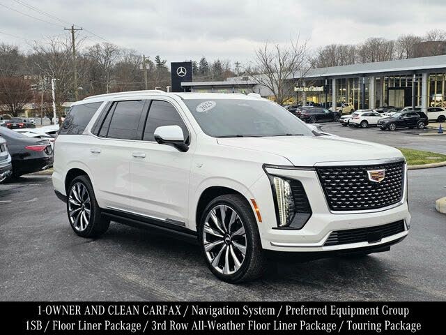2025 Cadillac Escalade Premium Luxury 4WD