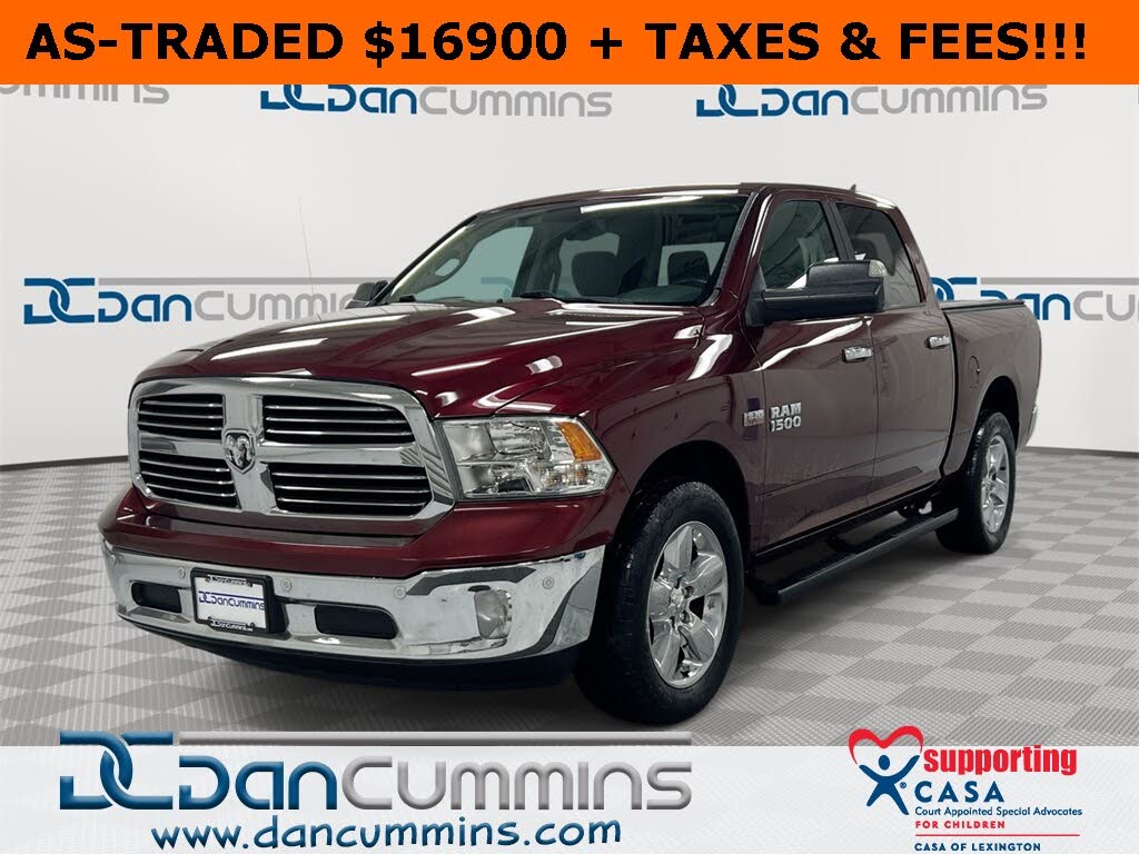 2017 RAM 1500 Lone Star Crew Cab 4WD