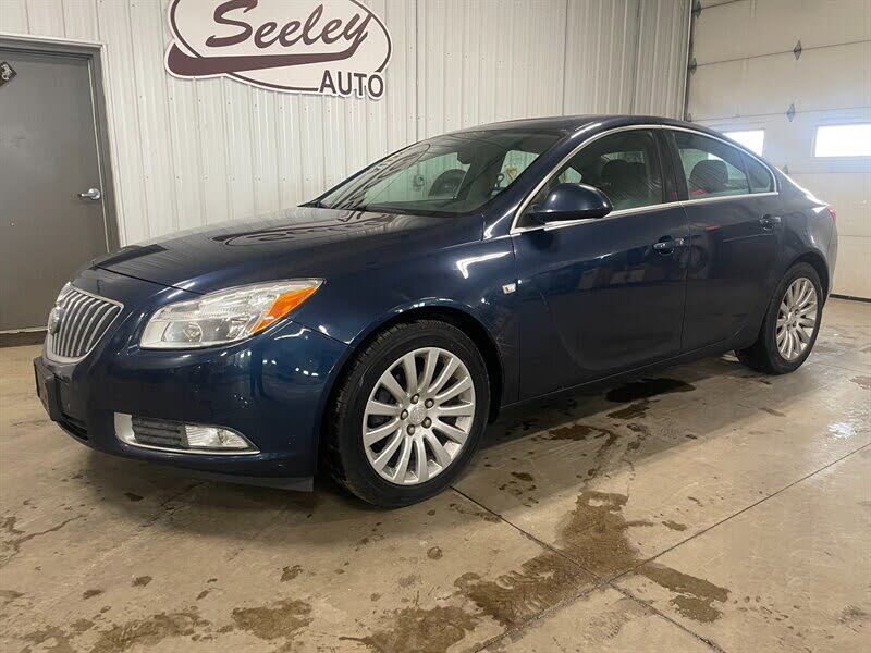 2011 Buick Regal CXL Sedan FWD