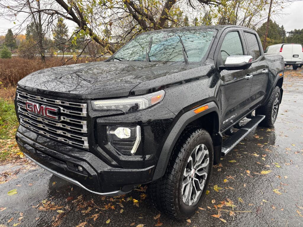 2023 GMC Canyon Denali Crew Cab 4WD