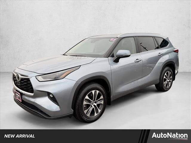 2023 Toyota Highlander XLE AWD