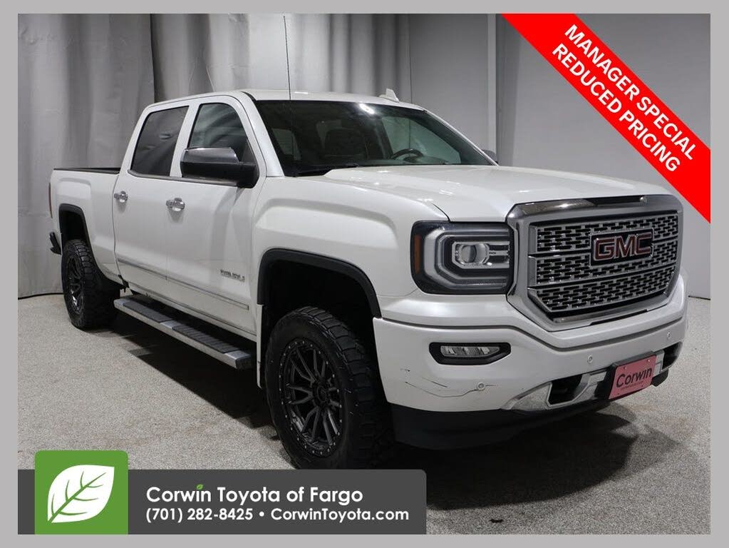 2017 GMC Sierra 1500 Denali Crew Cab 4WD