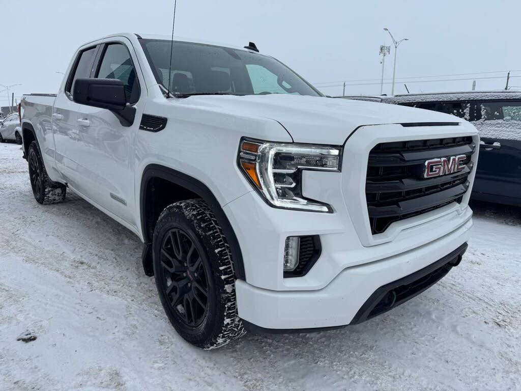 2022 GMC Sierra 1500 Limited Elevation Double Cab 4WD