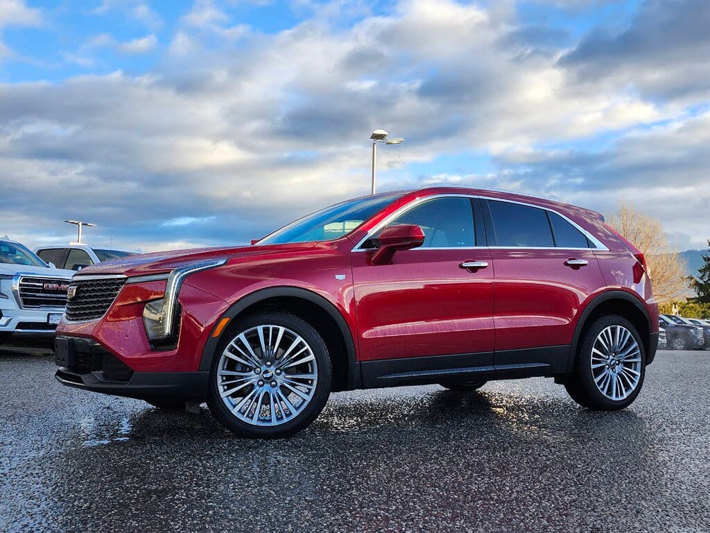 2025 Cadillac XT4 Premium Luxury AWD