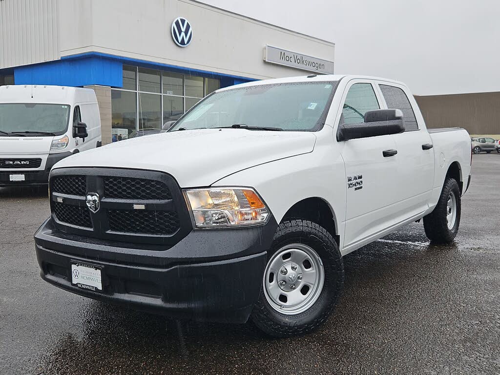 2022 RAM 1500 Classic Tradesman Crew Cab 4WD