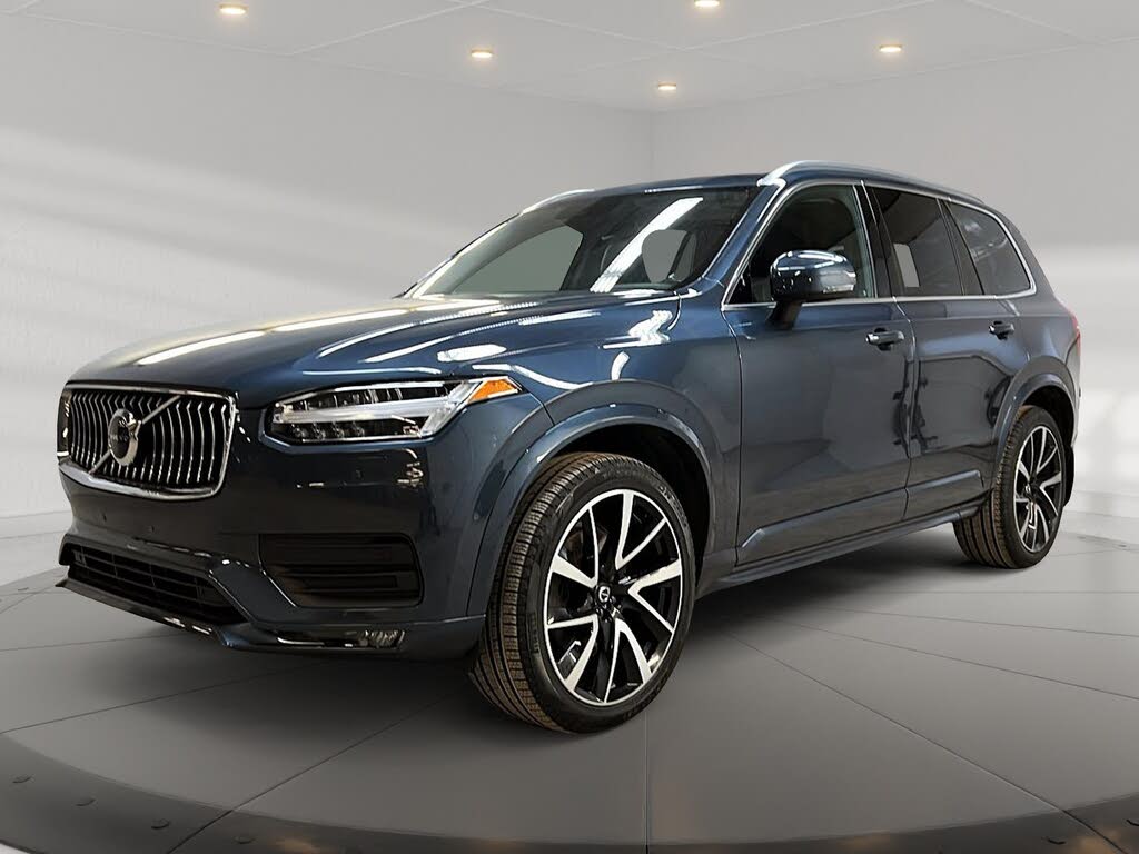 Volvo XC90 T6 Momentum 7-Passenger AWD 2022