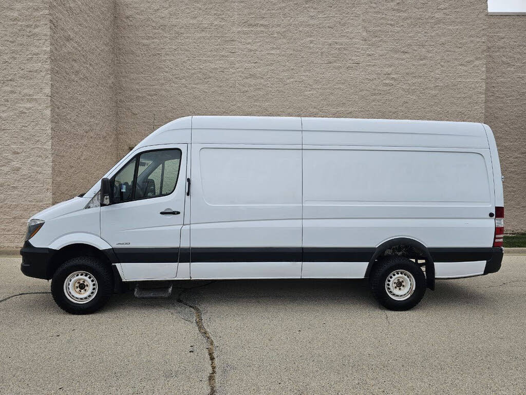 2016 Freightliner Sprinter Cargo 2500 170 4WD