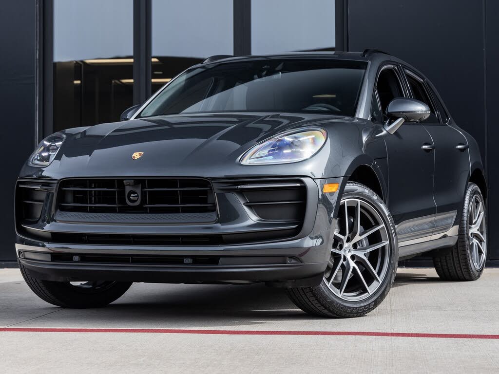 2025 Porsche Macan