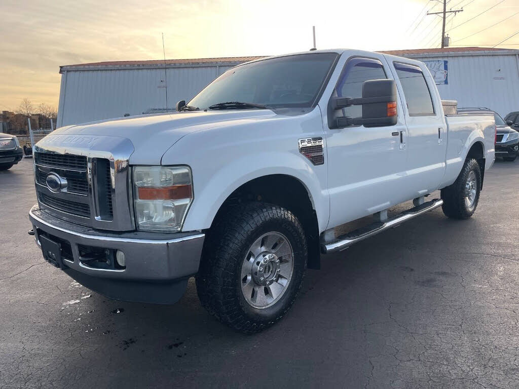 2010 Ford F-250 Super Duty Lariat Crew Cab 4WD