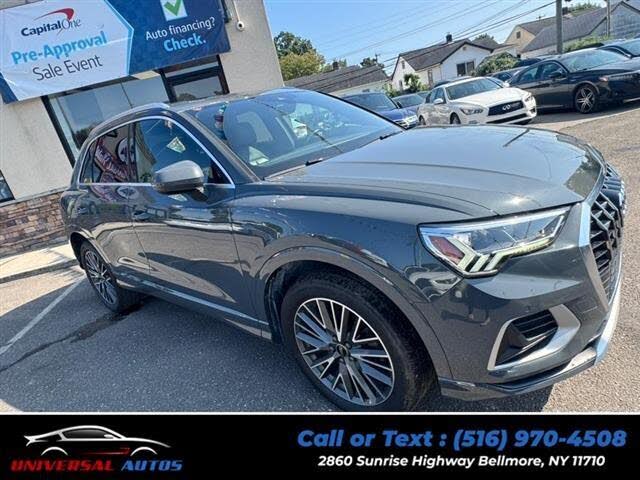 2022 Audi Q3 quattro Premium Plus 40 TFSI