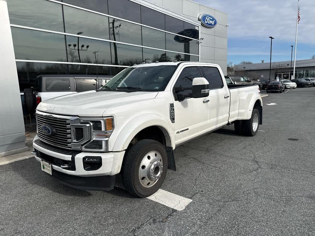 2022 Ford F-450 Super Duty Limited Crew Cab LB DRW 4WD