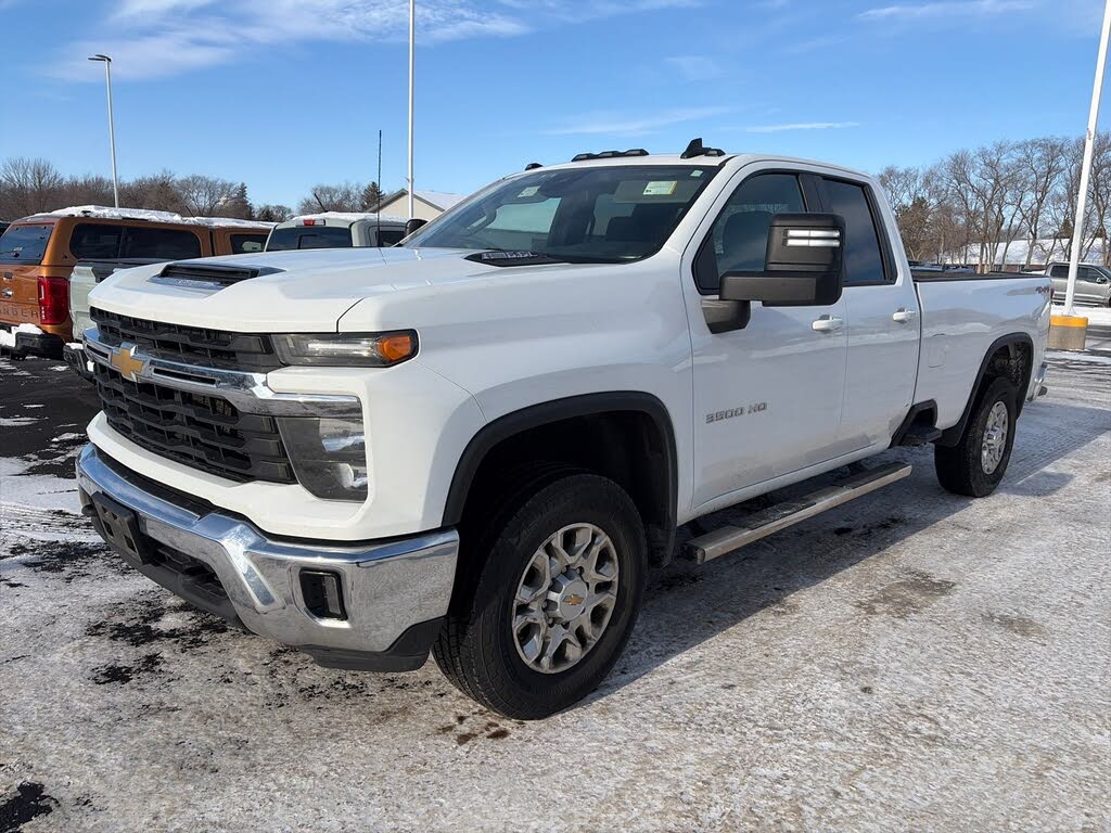 2024 Chevrolet Silverado 3500HD LT Double Cab LB 4WD