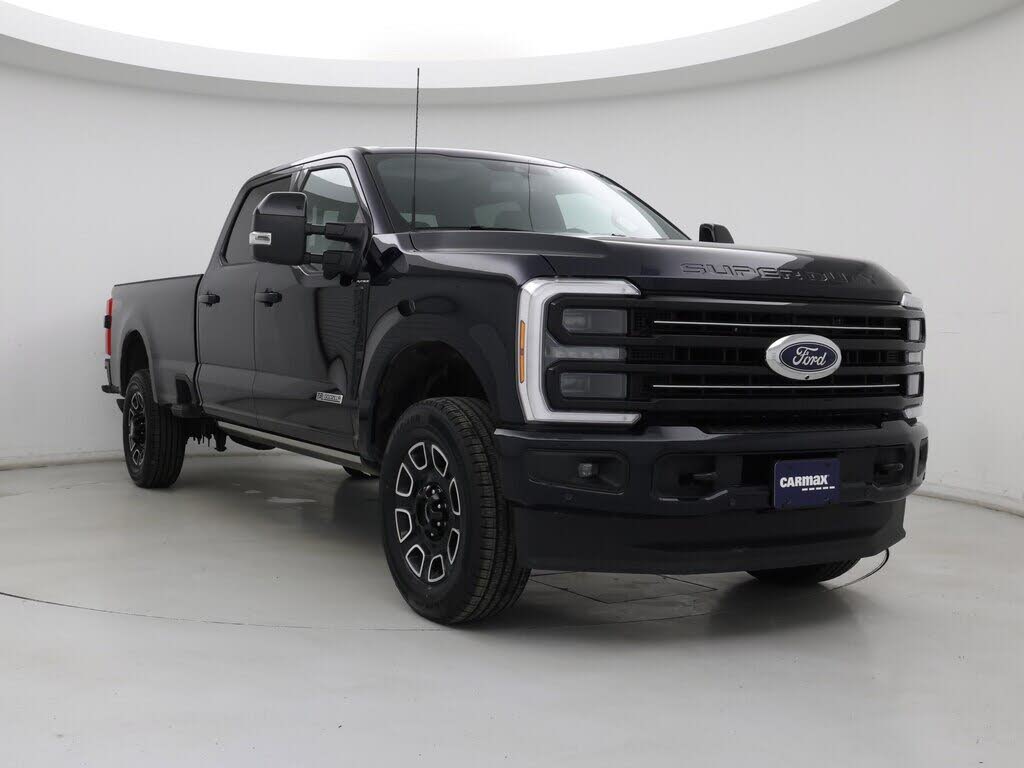 2025 Ford F-250 Super Duty Platinum Crew Cab 4WD