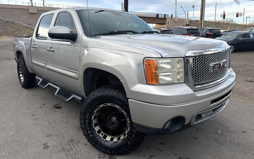 2008 GMC Sierra 1500 Denali Crew Cab AWD