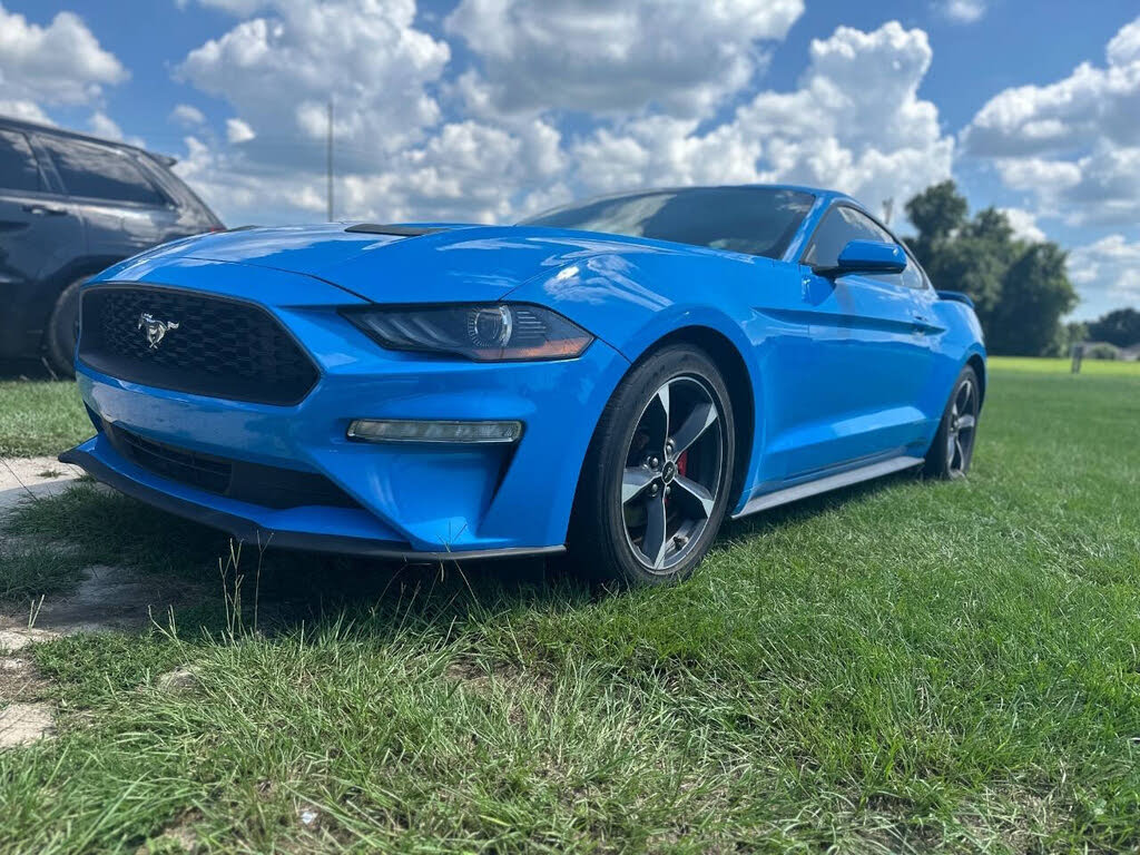 2020 Ford Mustang EcoBoost Coupe RWD