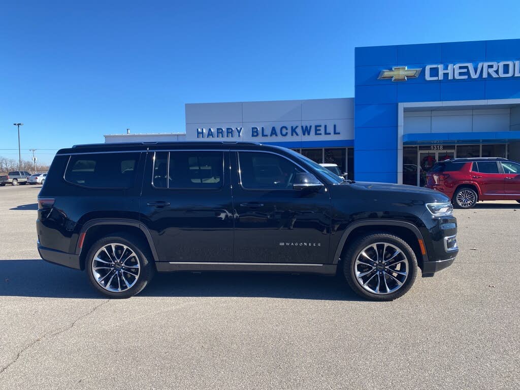 2022 Jeep Wagoneer Series III 4WD