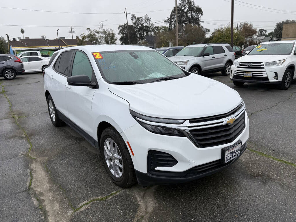 2023 Chevrolet Equinox LS FWD with 1LS
