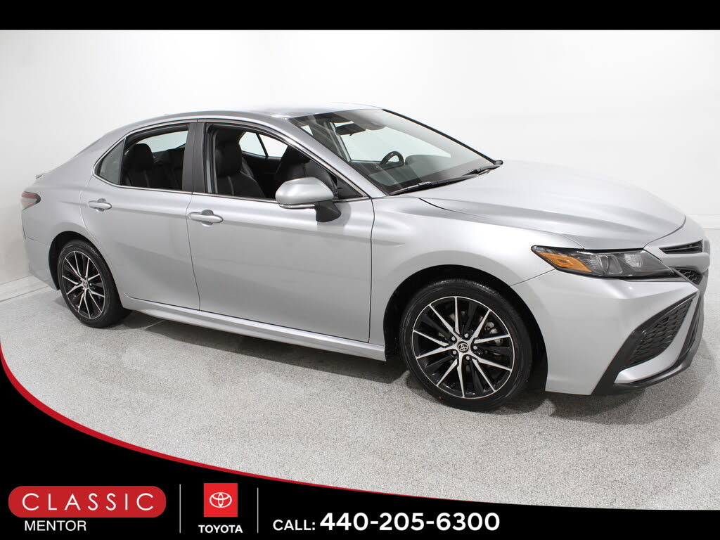 2023 Toyota Camry SE FWD