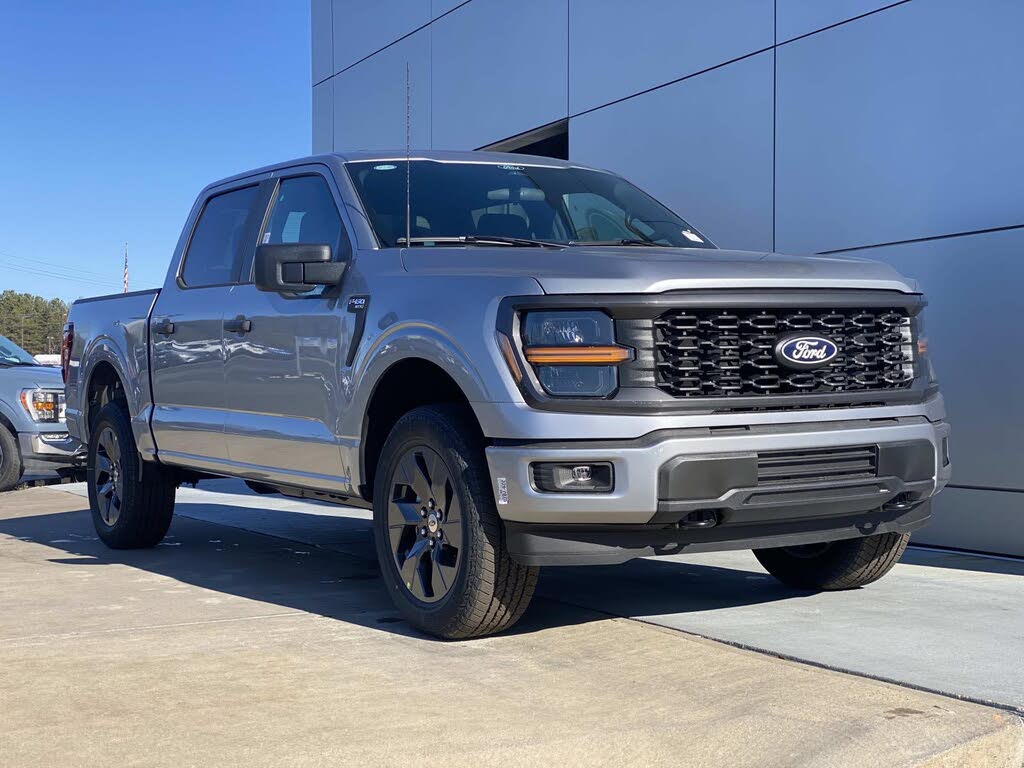 2025 Ford F-150 STX 4dr SuperCrew 4WD