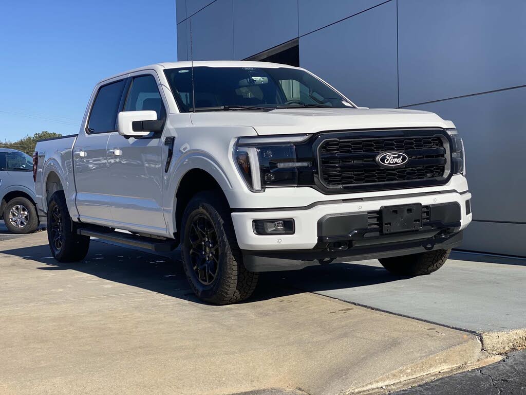 2025 Ford F-150 Lariat SuperCrew 4WD