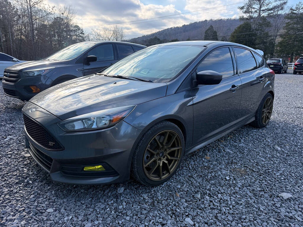 2018 Ford Focus ST