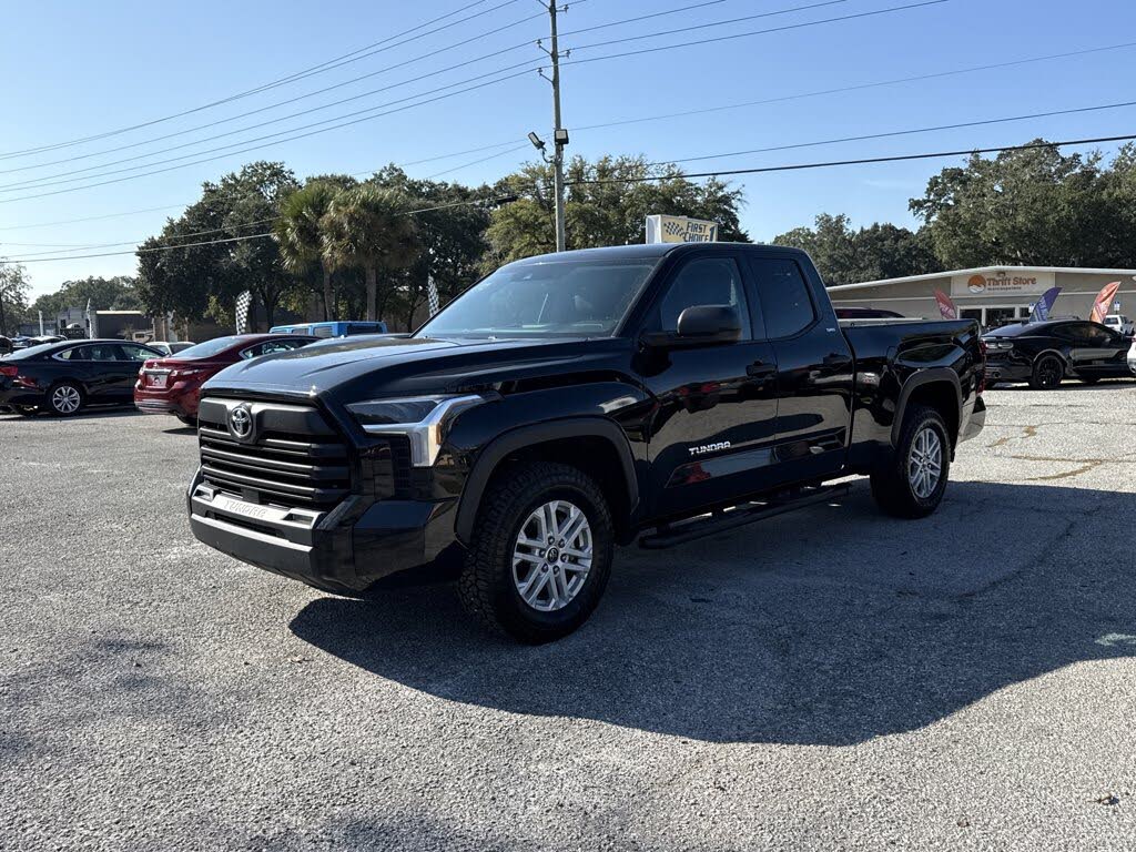 2023 Toyota Tundra SR5 Double Cab RWD