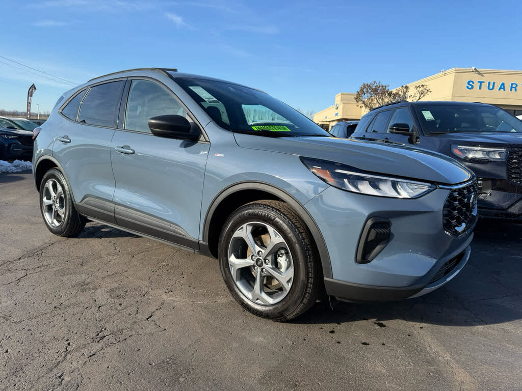 2025 Ford Escape Hybrid ST-Line FWD