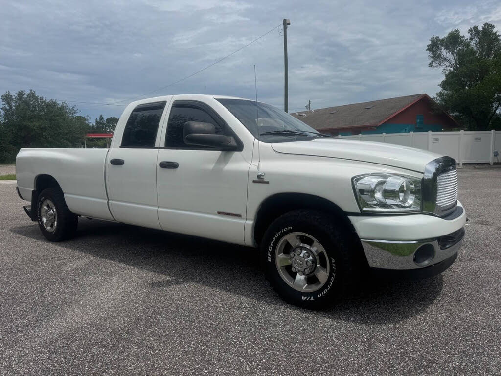 2006 Dodge RAM 2500 ST Quad Cab LB RWD