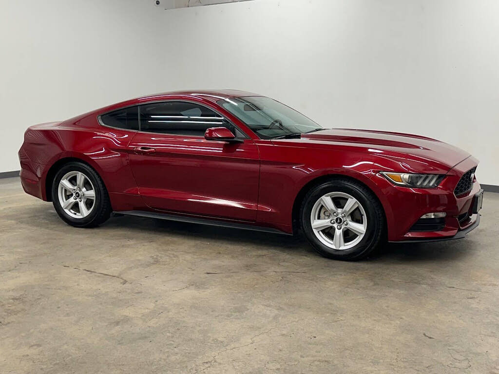 2015 Ford Mustang V6 Coupe RWD