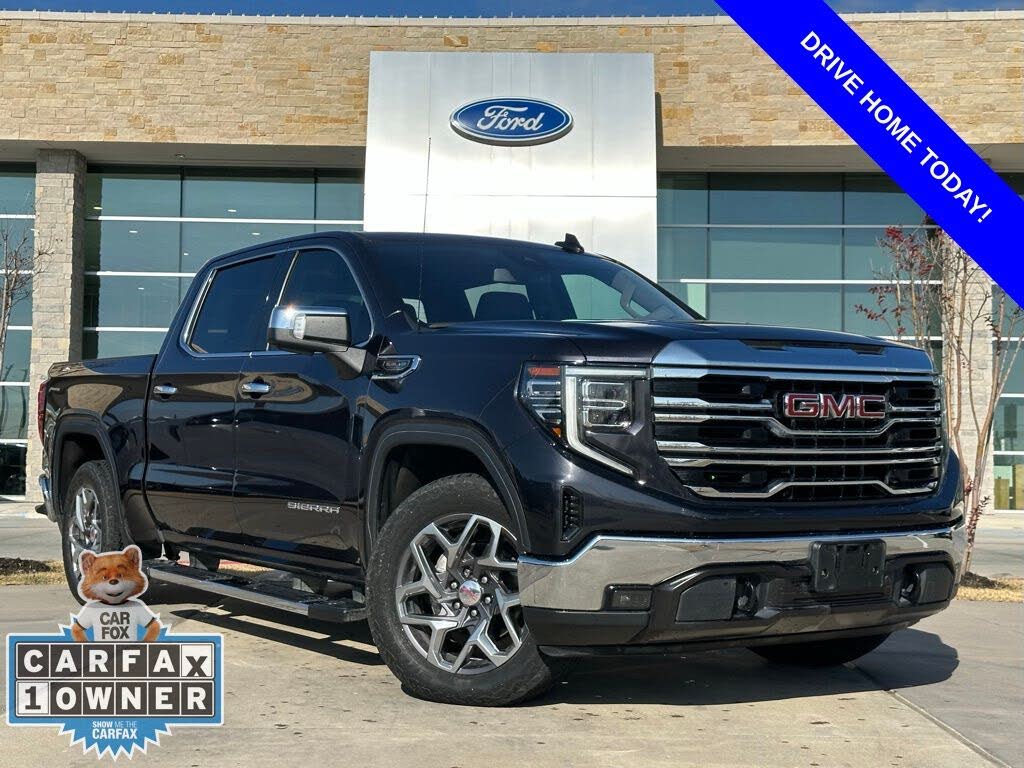 2022 GMC Sierra 1500 SLT Crew Cab 4WD