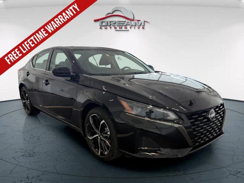 2025 Nissan Altima 2.5 SR FWD