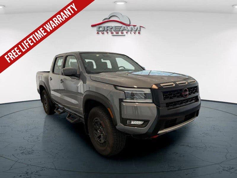 2025 Nissan Frontier PRO-4X Crew Cab 4WD