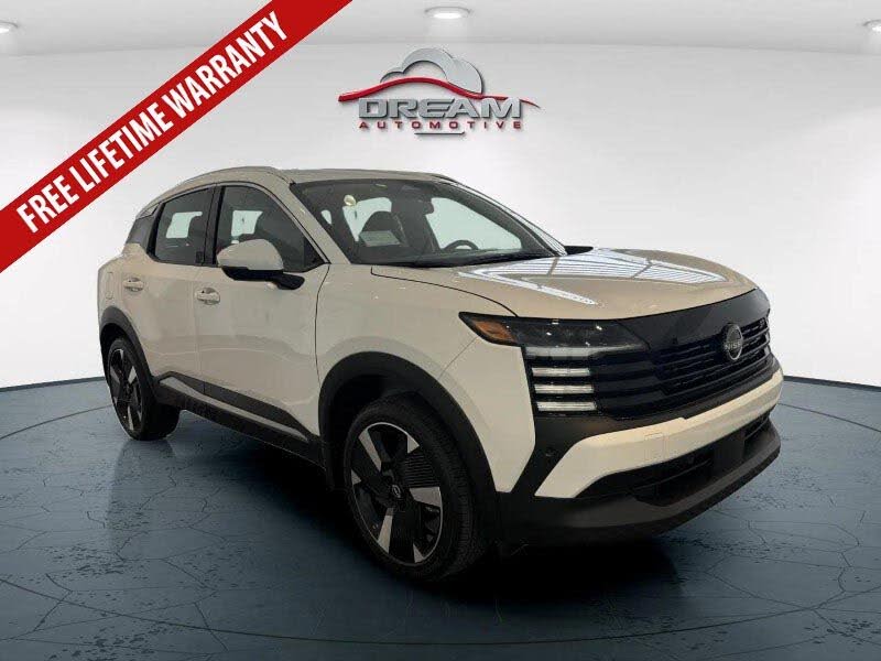 2025 Nissan Kicks SR AWD