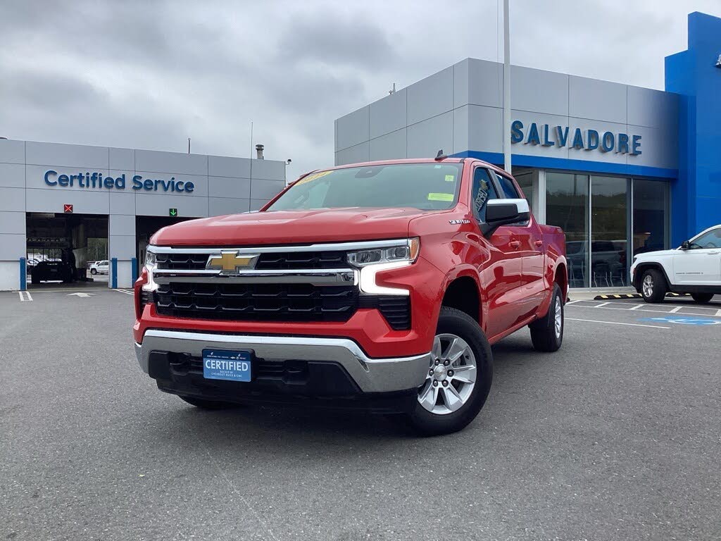 2024 Chevrolet Silverado 1500 LT Crew Cab 4WD