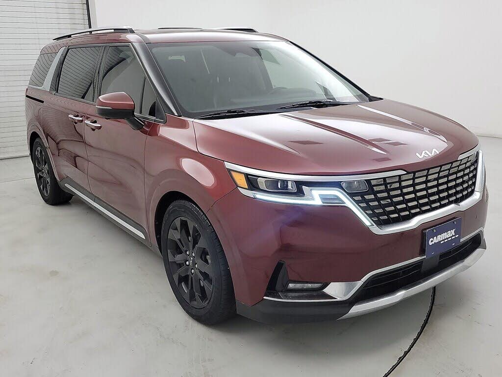 2022 Kia Carnival SX FWD